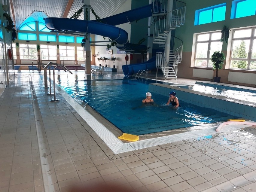 Pływalnia Wodny Raj w Kazimierzy Wielkiej znów otwarta. Można z niej korzystać w ścisłym reżimie sanitarnym. Szczegółowe wytyczne (LISTA)
