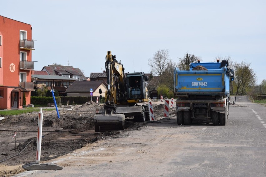 Przebudowa ul. Plac Dworcowy w Łebie. Urzędnicy apelują o ostrożność