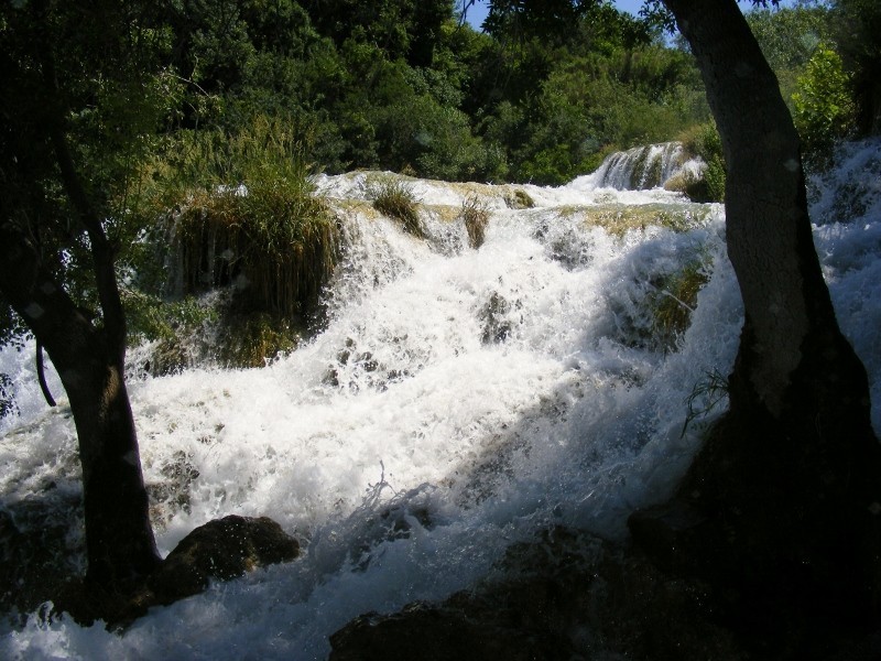 W długi majowy weekend można w Chorwacji podziwiać wodospady...