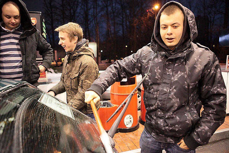 Protest paliwowy w Łodzi. Tankowali za 30 groszy [ZDJĘCIA]