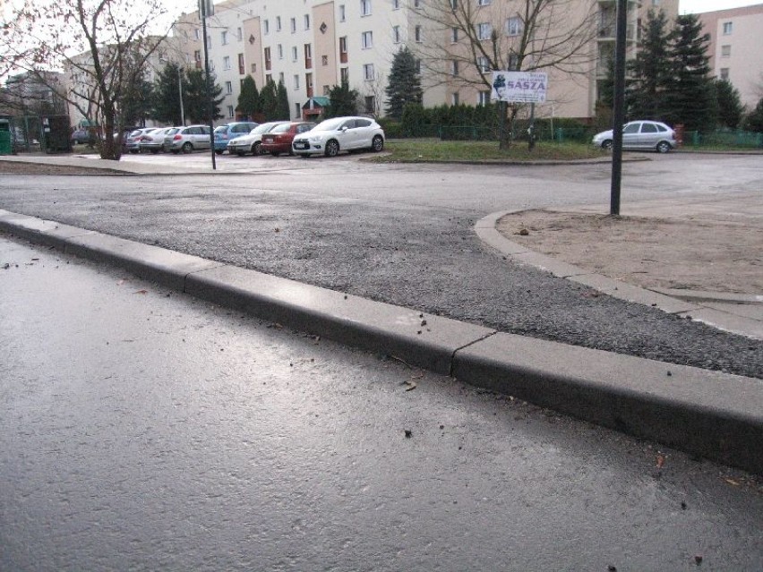 Efekty uboczne remontu ulicy Liściastej w Łodzi