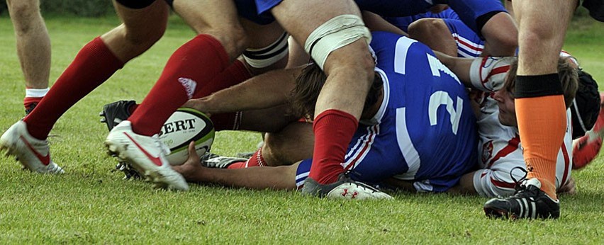 Klęska reprezentacji Polski w rugby. Biało-czerwoni przegrali z uniwersytecką kadrą Francji [FOTO]