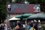 Billboardy przeciwko GMO na targu przy ul. Ruskiej