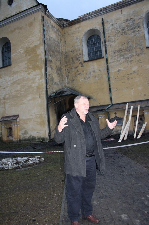 Andrzej Grabowski postanowił wspomóc zakonników po pożarze klasztoru w Alwerni