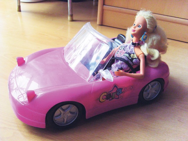 Barbie, nawet ta podrabiana, zasługuje na więcej niż odrobina luksusu