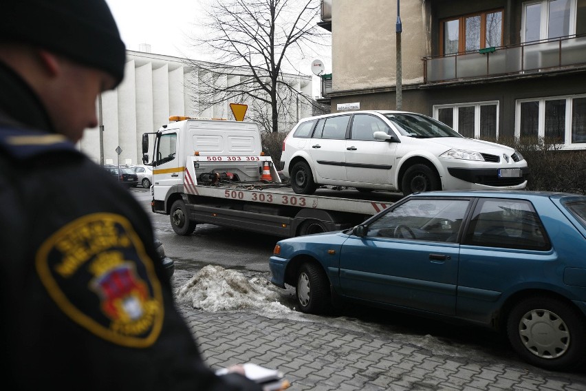 Kraków: źle zaparkujesz, będzie cię to drogo kosztować [ZDJĘCIA]
