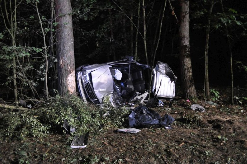 Dwoje mieszkańców powiatu lubańskiego zginęło w wypadku, do którego doszło pod Zgorzelcem 