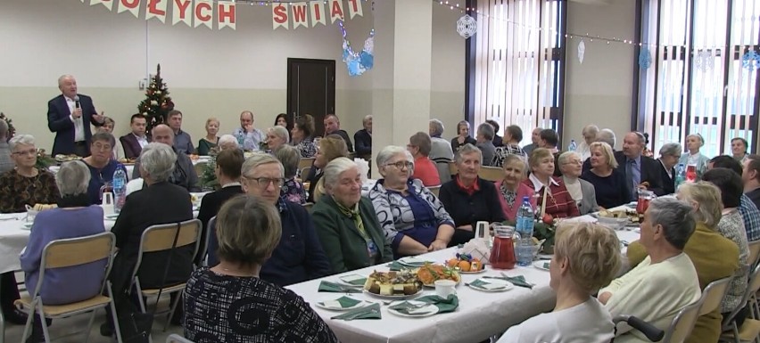 Wigilijne spotkanie seniorów, osób samotnych i niepełnosprawnych z gminy Stanin