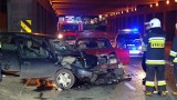 Wypadek pod wiaduktem w Ostrowie Wielkopolskim [ZDJĘCIA + FILM]       