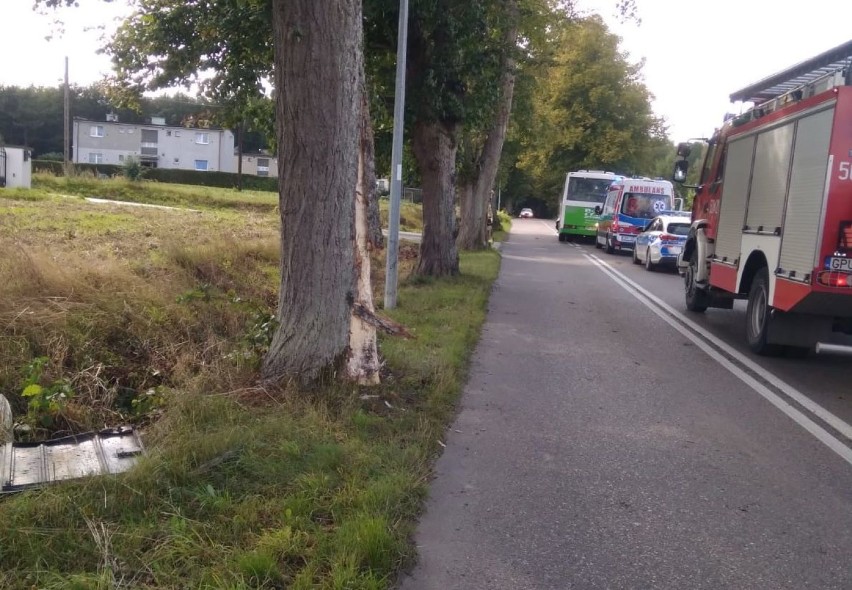 Wypadek autobusu PKS Gdynia w Darzlubiu (trasa Darzlubie -...