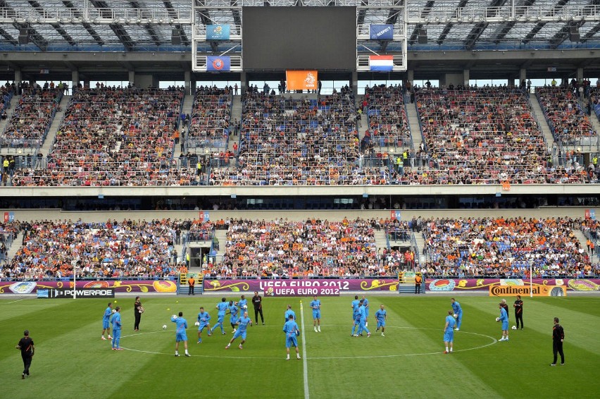 Euro 2012 Kraków: trening reprezentacji Holandii na stadionie Wisły Kraków [ZDJĘCIA, VIDEO]