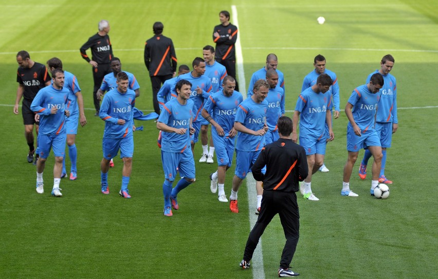 Euro 2012 Kraków: trening reprezentacji Holandii na stadionie Wisły Kraków [ZDJĘCIA, VIDEO]