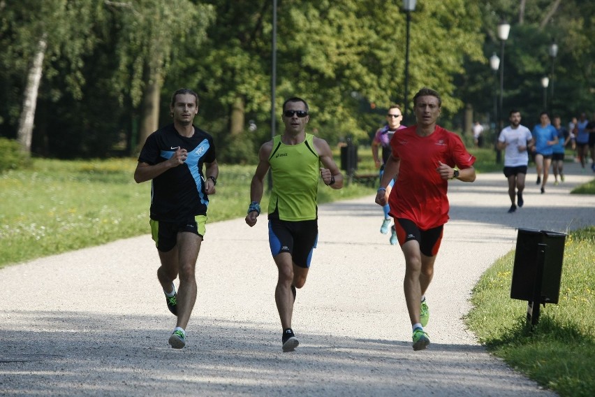 Parkrun Łódź w parku Poniatowskiego