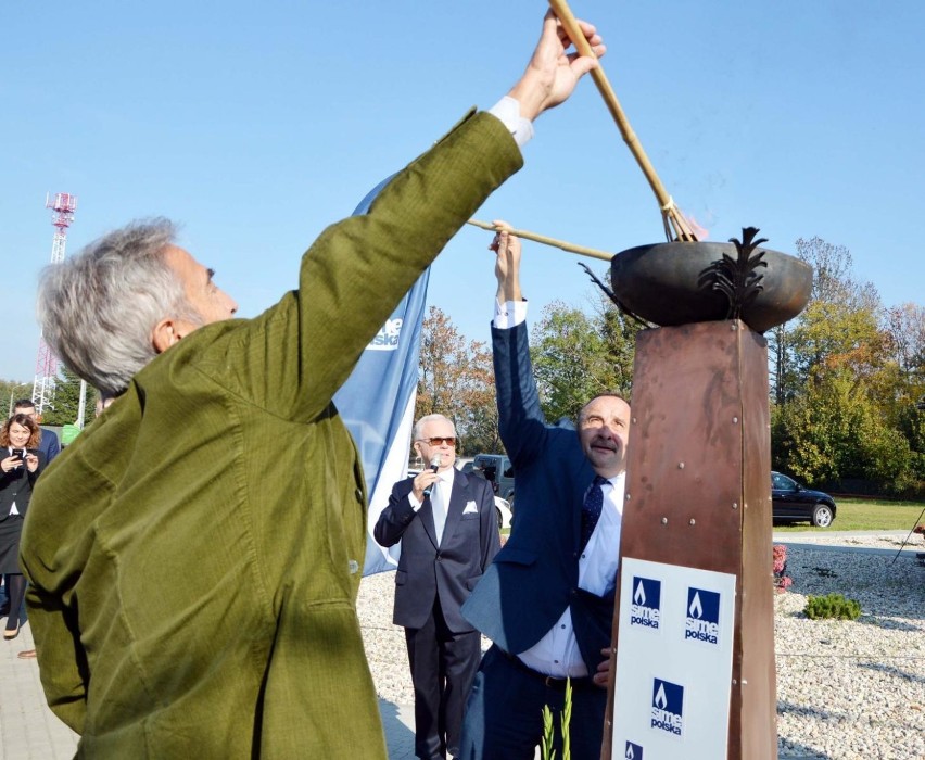 Oficjalnie otwarto gazociąg, który połączył powiaty rawski, skierniewicki, łowicki i brzeziński [ZDJĘCIA]