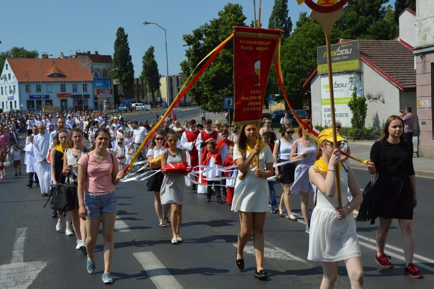 W Centralnej Procesji Eucharystycznej w Zielonej Górze...