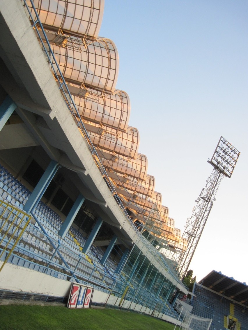 Na tym stadionie Śląsk zagra z Budućnostią (ZDJĘCIA I FILM Z TRENINGU)