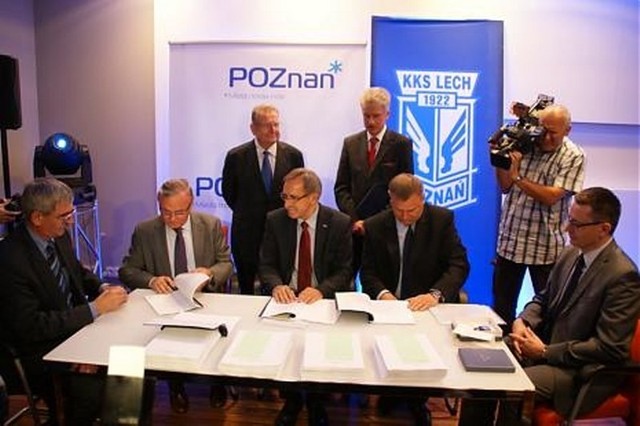 26 września 2011 roku przedstawiciele miasta oraz Konsorcjum KKS Lech Poznań i Marcelin Management podpisali umowę operatorską