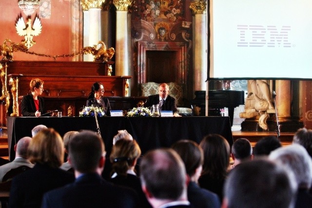 Uroczystość inaugurująca działalność IBM we Wrocławiu odbyła się w Auli Leopoldyńskiej