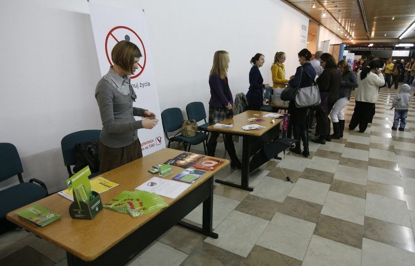 Ogłoszono laureatów śląskiego etapu &quot;Barw wolontariatu&quot; [ZDJĘCIA]