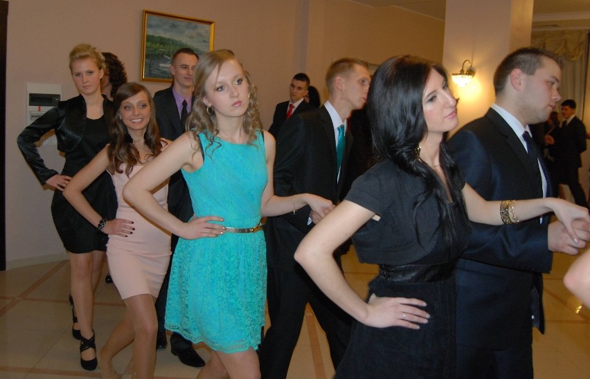 Studniówka 2013: uczniowie z ZSP nr 2 z Wejherowa bawili się w hotelu Victoria FOTO