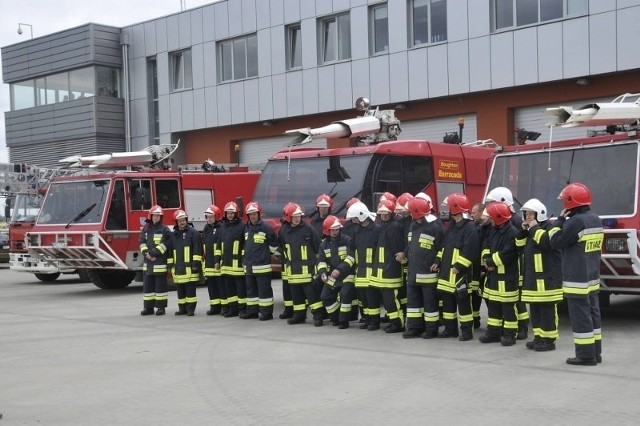 Strażacy z Ławicy skarżą się, że są gorzej traktowani niż ich koledzy po fachu.