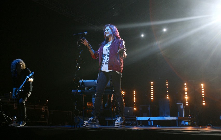 Ewa Farna zaśpiewała w Sosnowcu podczas imprezy Eskalator [ZDJĘCIA]