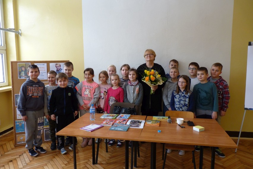 Żarki: Spotkanie z Barbarą Gawryluk, autorką książek dla dzieci [ZDJĘCIA]