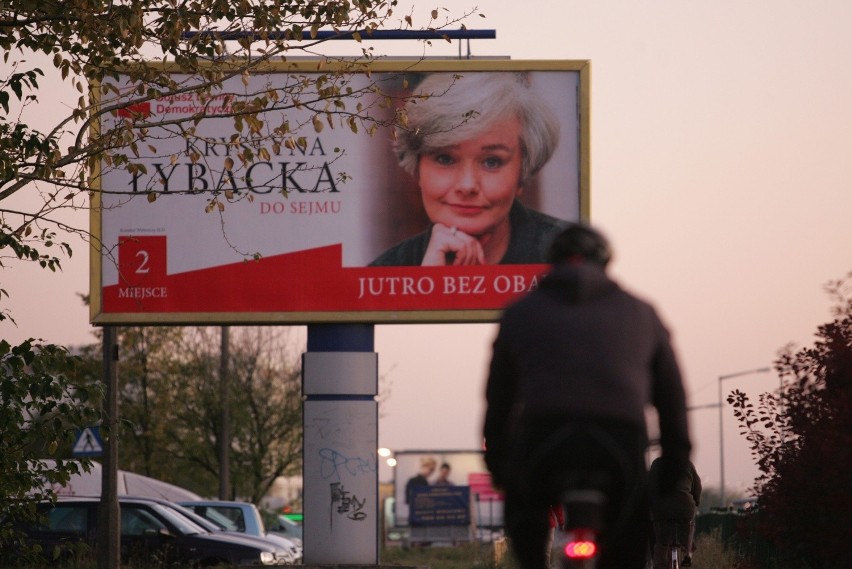 Poznań: Plakaty znikają z ulic [ZDJĘCIA]