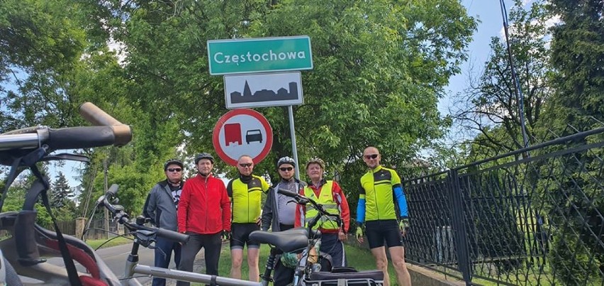 Z Dzierżaw do Częstochowy na rowerach