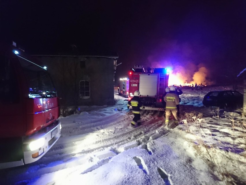 Pożar budynku gospodarczego w Nowinach