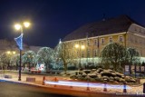 Pleszew. Piękne świąteczne iluminacje w Pleszewie. Miasto walczy o tytuł Świetlnej Stolicy Polski ZDJĘCIA