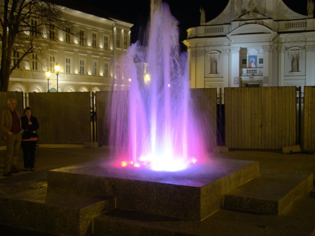 W Wadowicach fontanna papieska zwana także fontanną przyjaźni czeka na otwarcie.