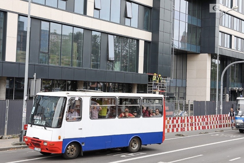 Parada autobusowa przejechała ulicami Szczecina [ZDJĘCIA]