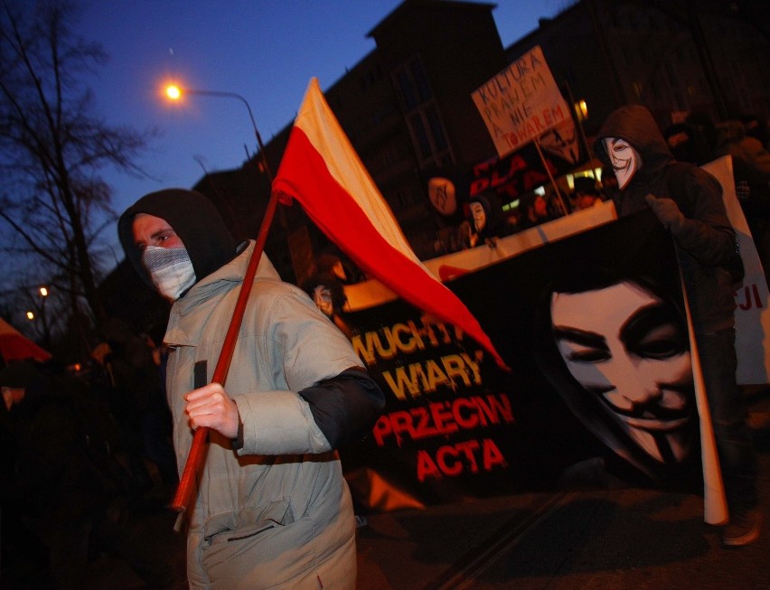 Czwartkowa manifestacja przeciwko ACTA w Poznaniu