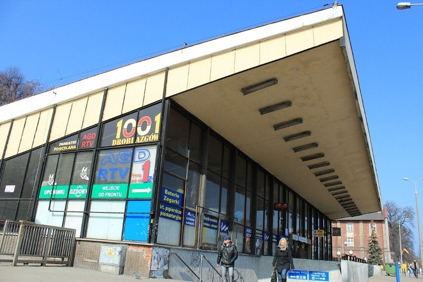 PKS w Gdańsku: Zaniedbany dworzec ma nowych właścicieli