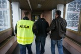 Katowice: Podawał się za policjanta i... dotykał kobiety