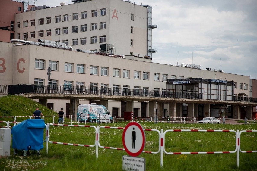 Szpital w Łomży nie będzie już pełnił funkcji jednoimiennego? Zarząd woj.podlaskiego chce, by zaczął funkcjonować jak przed epidemią