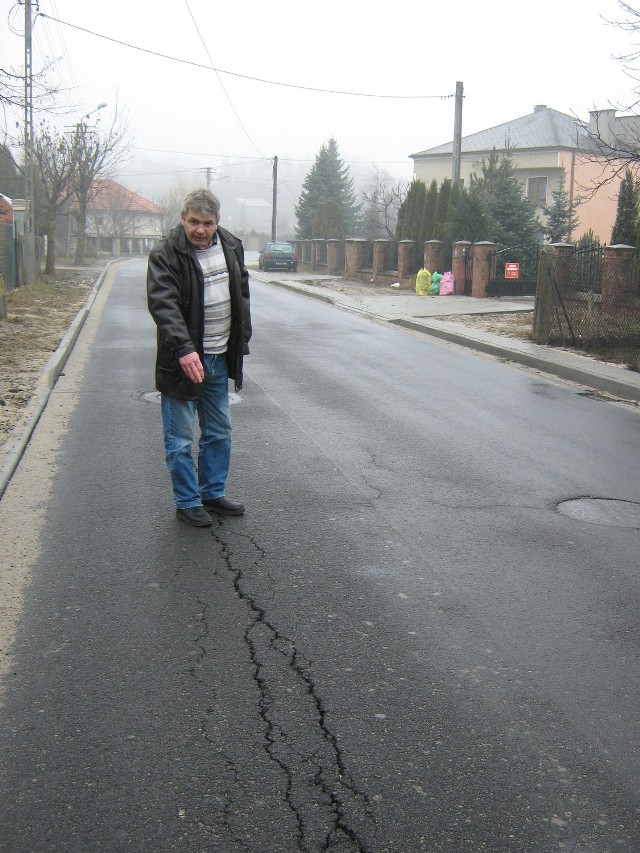 Mirosław Pilch ma dość ciągnących się remontów ulicy