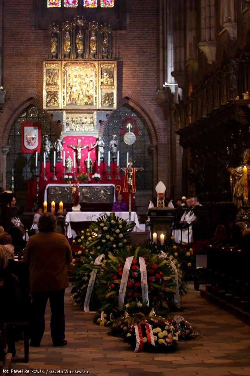 Wrocław: Pogrzeb Barbary Piaseckiej-Johnson (ZDJĘCIA)