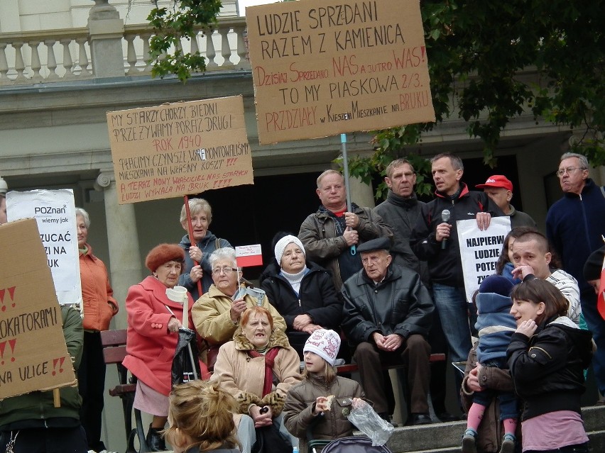 Poznań: Pikieta lokatorów z ul. Piaskowej [ZDJĘCIA]