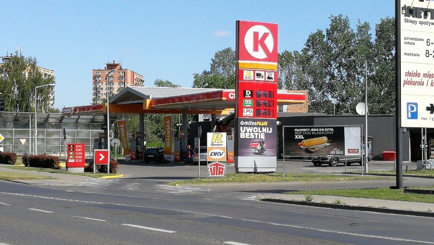 Circle K
ul. Żwirki i Wigury 8
62-200 Gniezno

Pb 95 - 5,14...