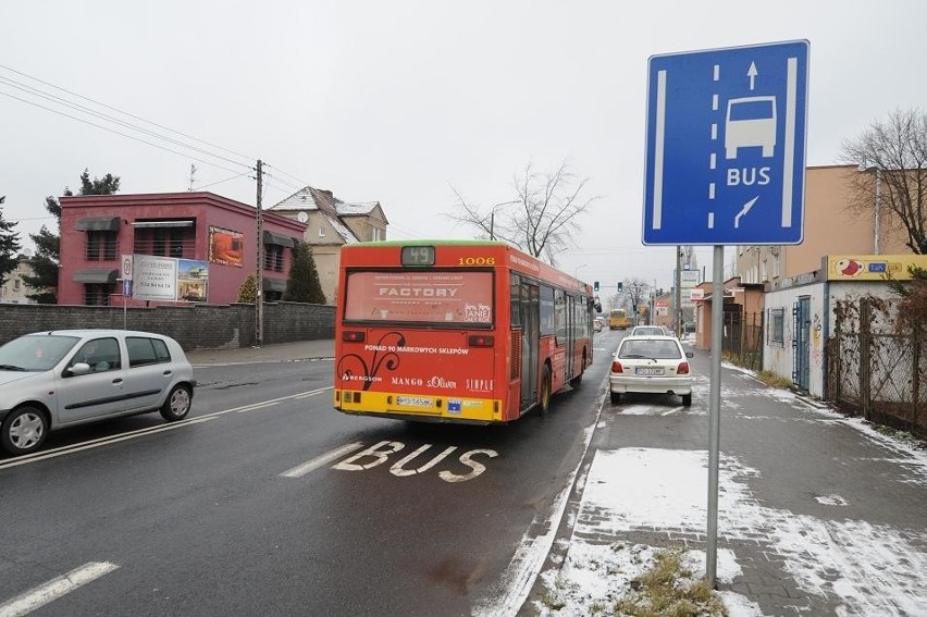 Dzięki buspasowi autobusy dojeżdżają do pętli nawet, gdy...