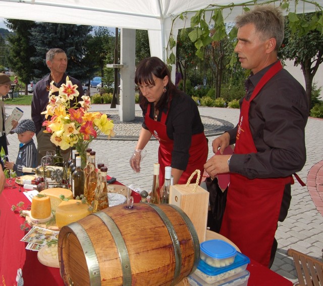 Pod Tarnowem jest już około 30 winnic. Wino produkuje m.in. Mariusz Chryk