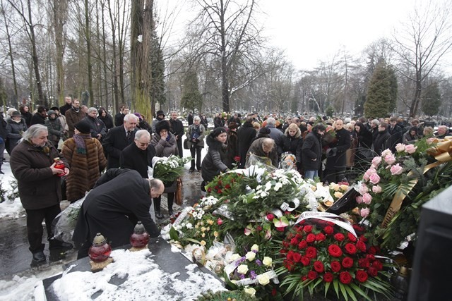 Pogrzeb Andrzeja Lipskiego. Wieniec składa prof. Jan...