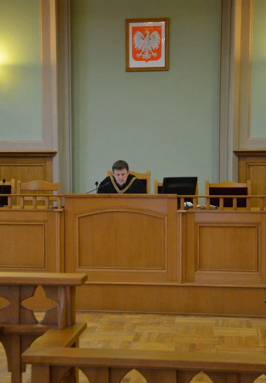 Burmistrz Nowego Stawu i prezes GS Samopomoc Chłopska usłyszeli wyrok: Niewinni
