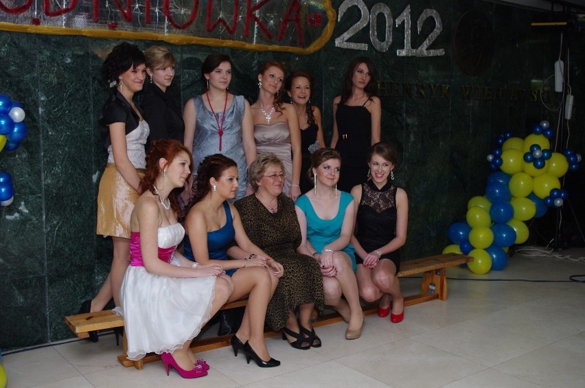 Studniówki 2012 w Lublinie: Bal VII LO (WIDEO, ZDJĘCIA)