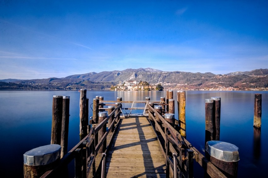 Zobacz, które włoskie jeziora mogą cię zachwycić....