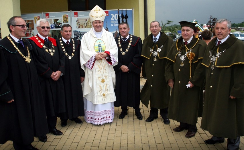 15 lat temu w Starym Sączu był Jan Paweł II. Znów modliły się tam tłumy