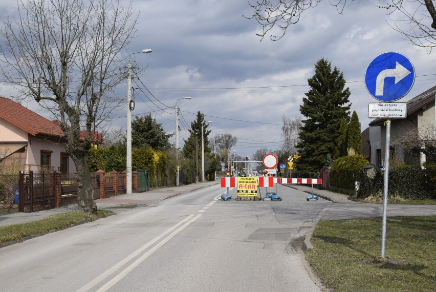 Trwają prace na skrzyżowaniu ulic Czerwonej, Widok i Skłodowskiej w Skierniewicach