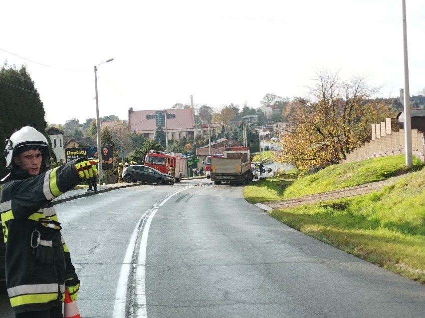 Wypadek ulica Mikołowska, na trasie Rybnik - Bełk w stronę...